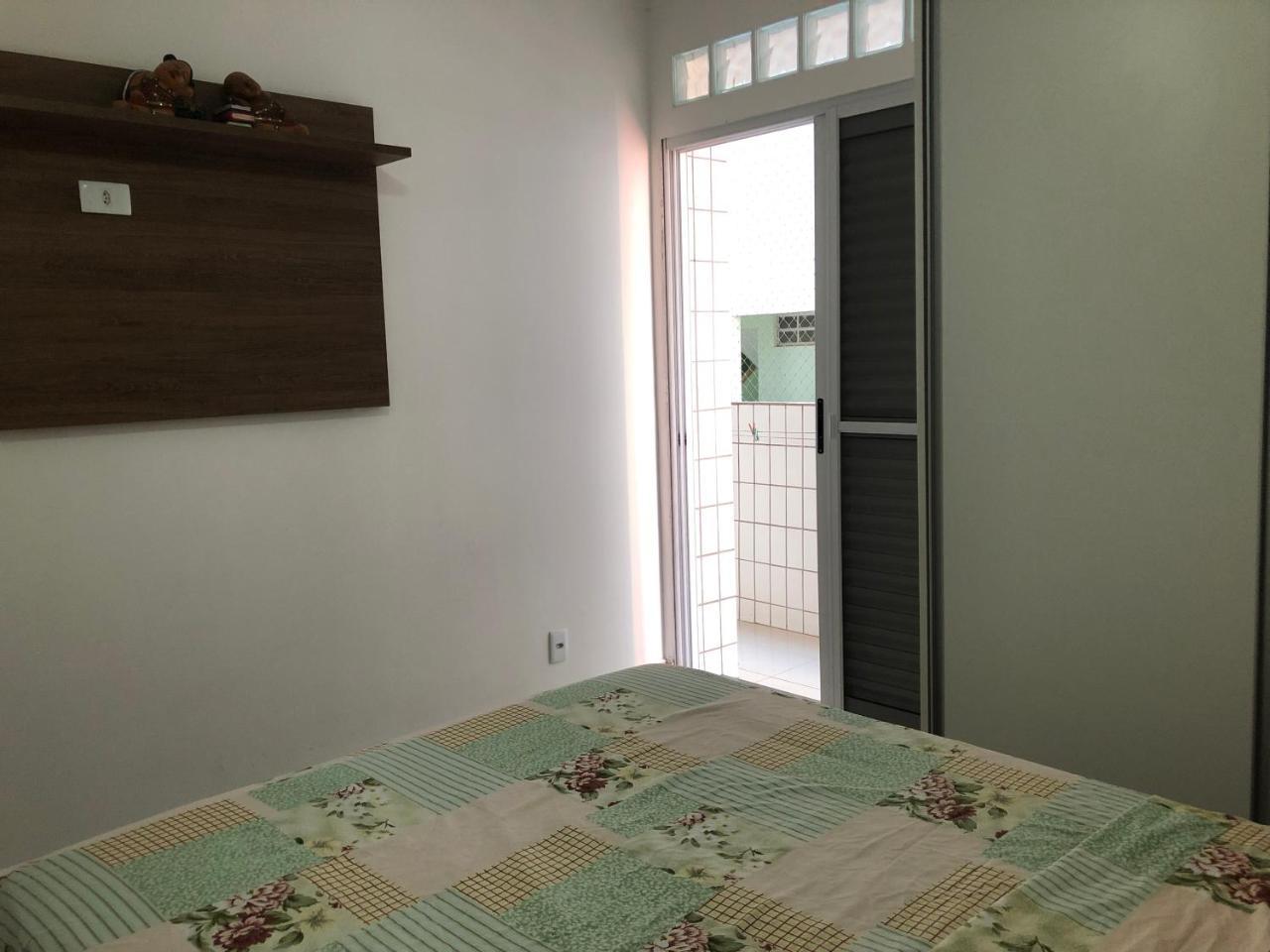 Apto Gonzaga Frente Ao Mar Wi-Fi Santos  Exterior photo